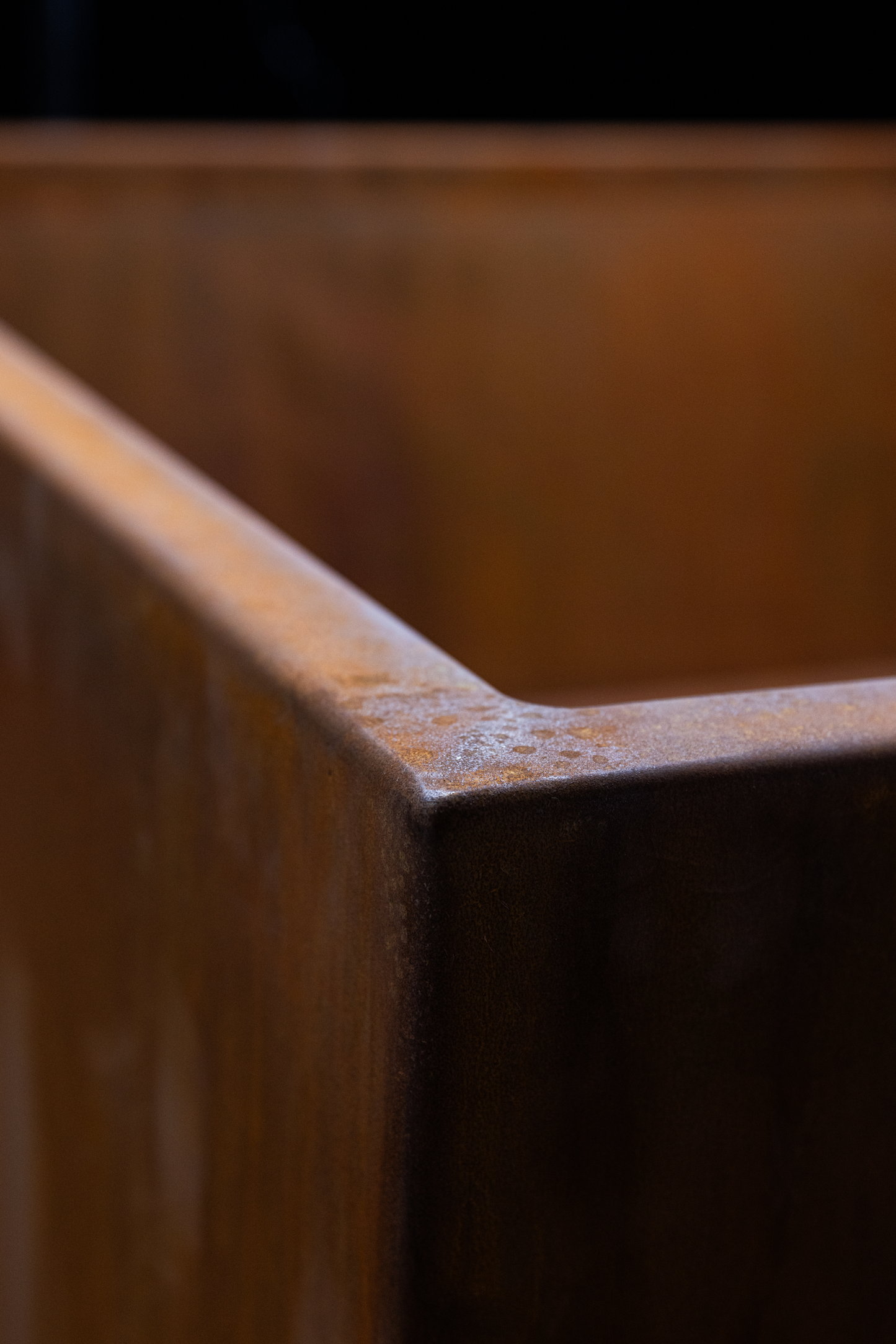 close up of one of the corners of a square fire pit called the Jackson